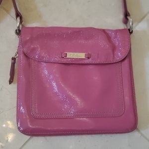 COLE HAAN FLAP PATENT RASPBERRY CROSSBODY / MESSENGER